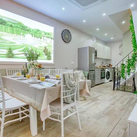 Ferienwohnung Le Nid Parisien Triplex Cosy Et Chaleureux Exterior foto