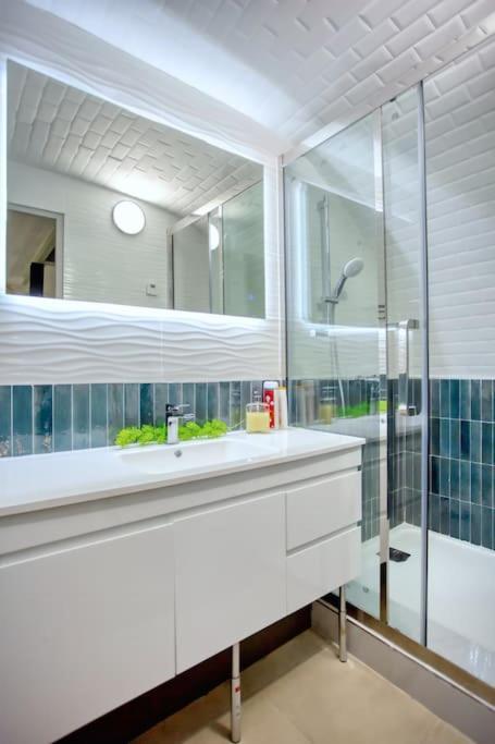 Ferienwohnung Le Nid Parisien Triplex Cosy Et Chaleureux Exterior foto