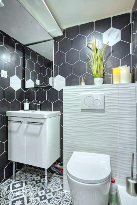 Ferienwohnung Le Nid Parisien Triplex Cosy Et Chaleureux Exterior foto